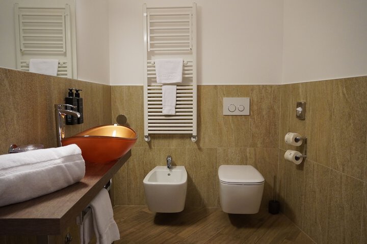 Room 45 of 64