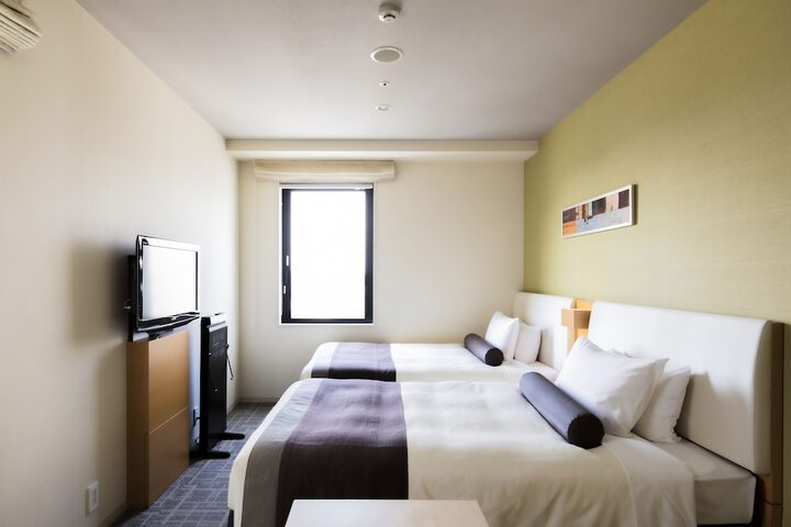 Room 19 of 62