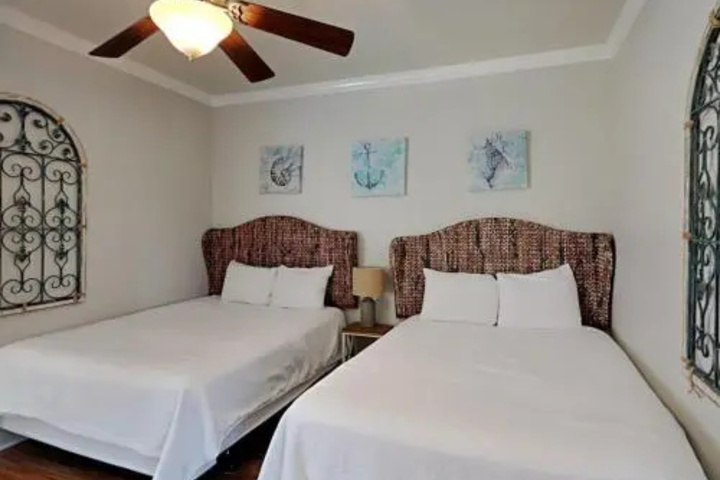 Room 3 of 13