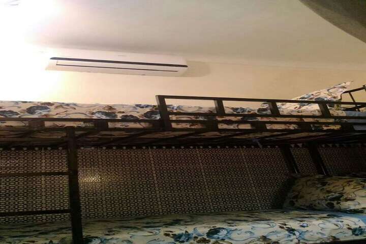 Room 6 of 26