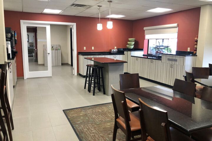 Breakfast area