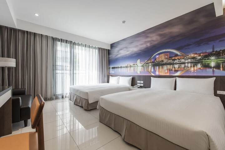 Room 7 of 50