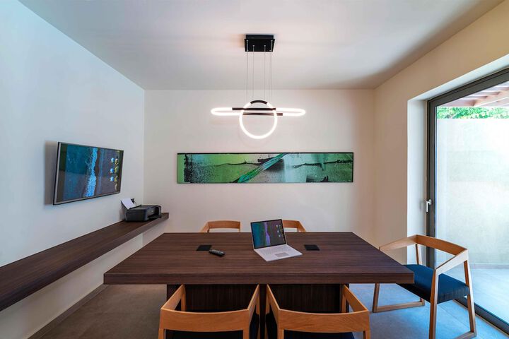 Business Center 60 of 78