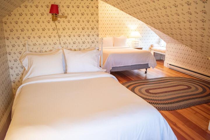 Room 167 of 290