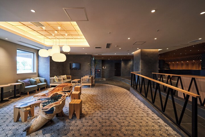 Hotel Interior 7 of 152