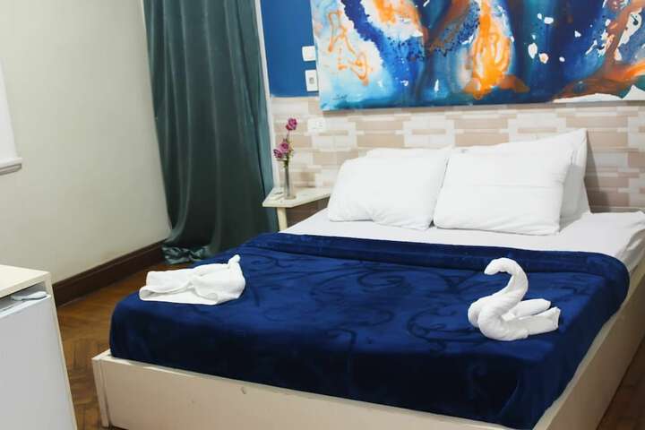 Room 8 of 88