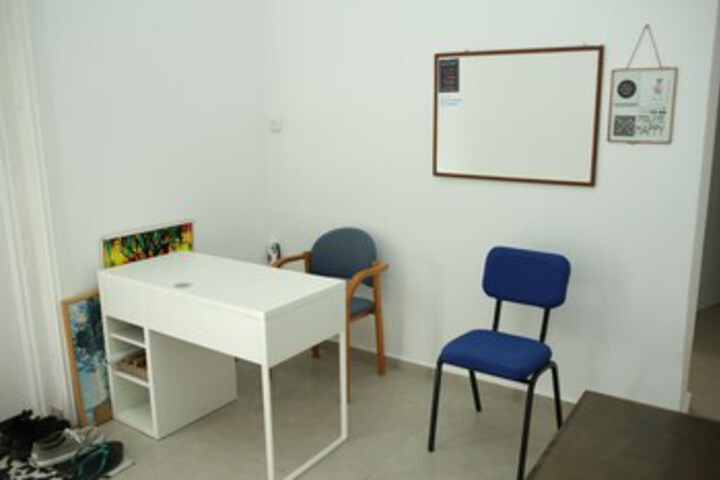 Room 42 of 49