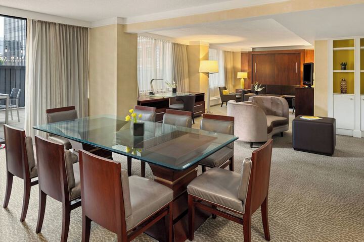 Room 16 of 65