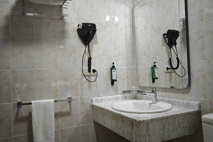 Clean Restrooms