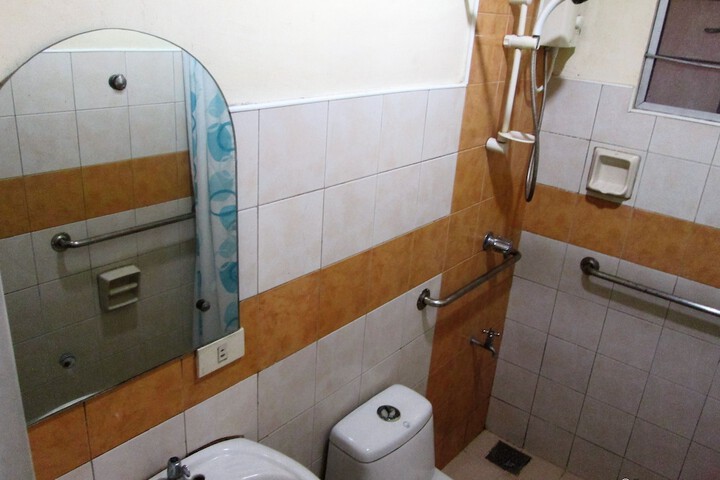 Room 14 of 23