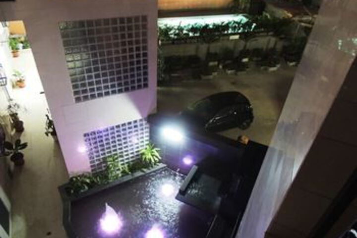 Hotel Exterior 23 of 95