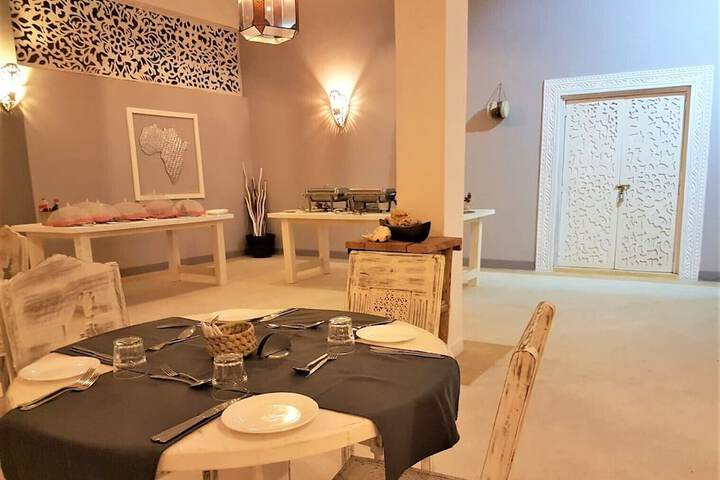 Dining 72 of 138