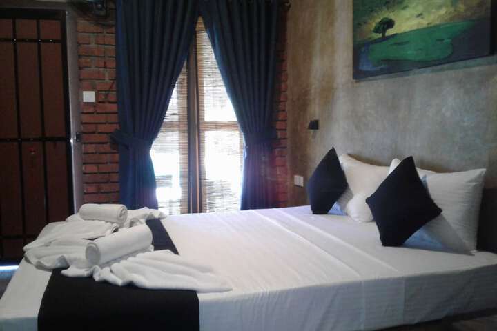 Room 5 of 67