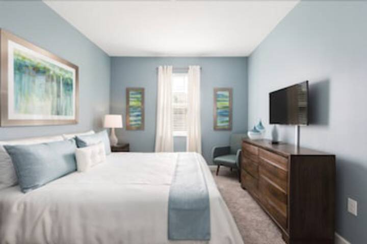 Room 27 of 35