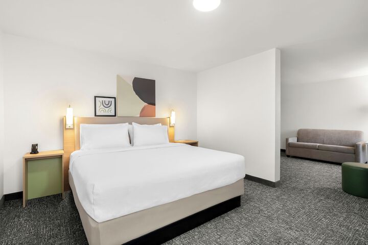 Room 5 of 22