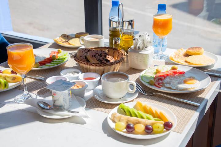 Breakfast/Coffee Service 129 of 149