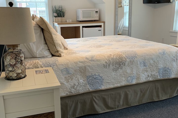 Room 21 of 77