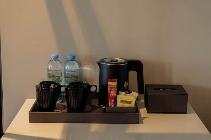 Room 6 of 39