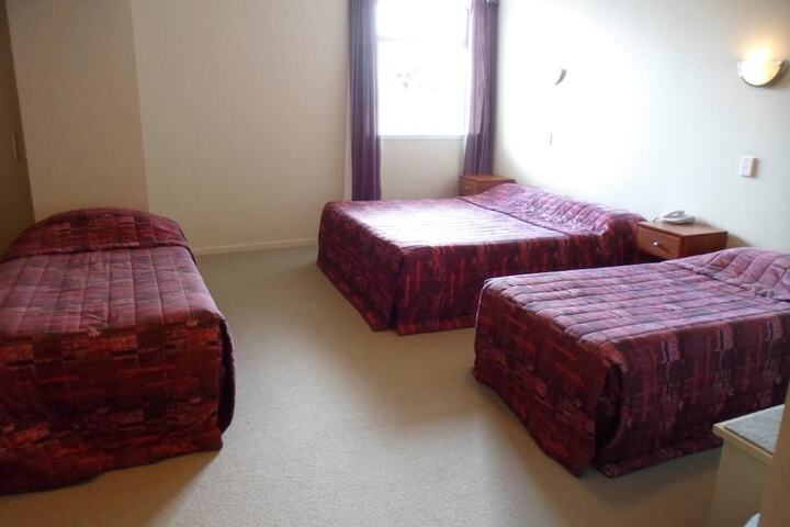 Room 18 of 47