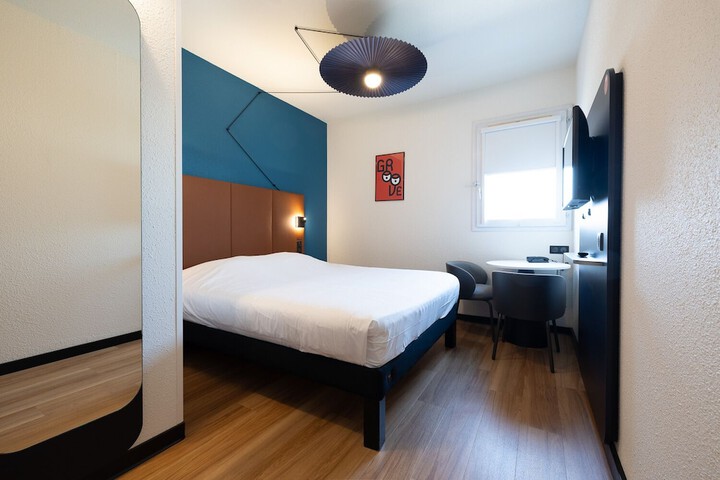 Room 31 of 86