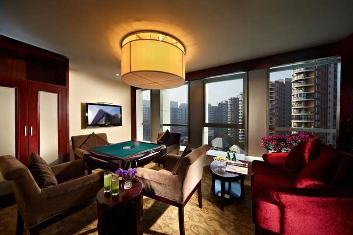 Room amenity