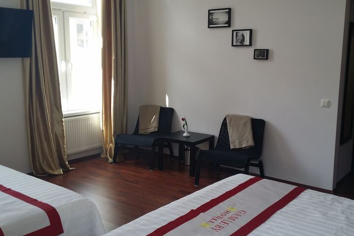 Room 5 of 39