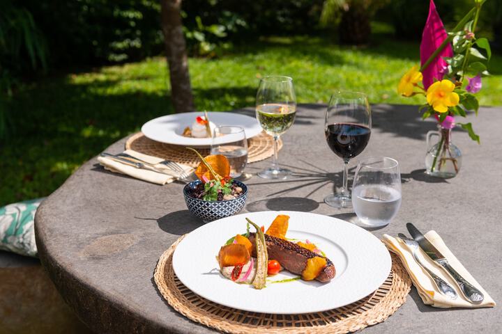 Dining 86 of 122