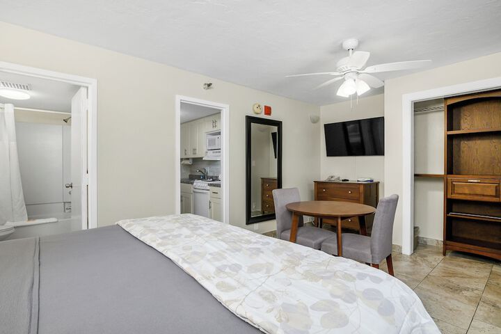 Standard | King Bed (2 of 16)