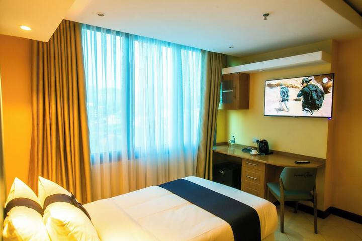 Room 6 of 91