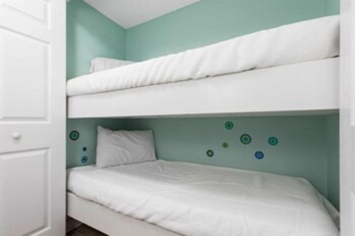 Room 158 of 169