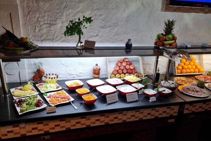 Dining 56 of 73