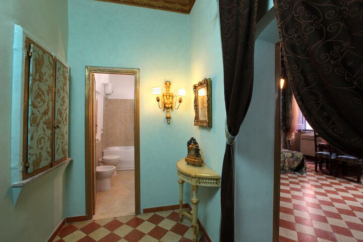Room 11 of 55