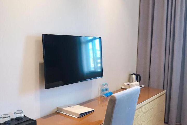 Room 19 of 53