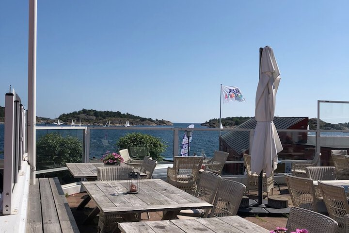 Sundeck 74 of 86