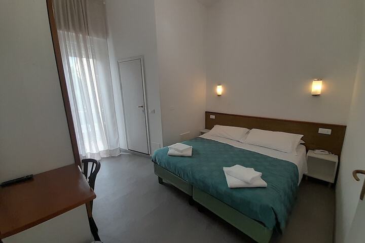 Room 19 of 57