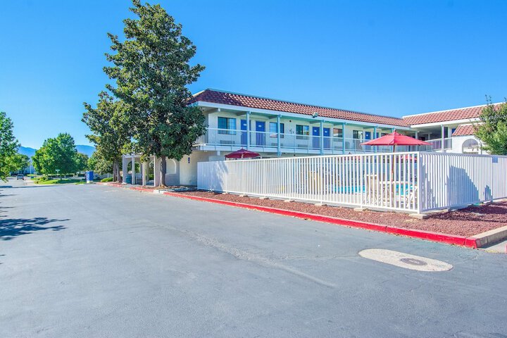 Exterior Photo
