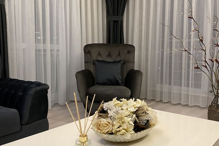 Room 21 of 37