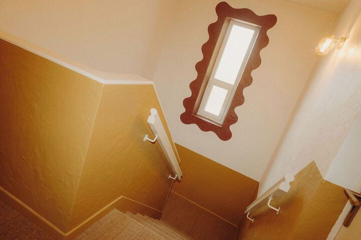 Room 34 of 79