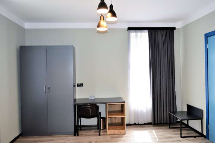 Room 7 of 49