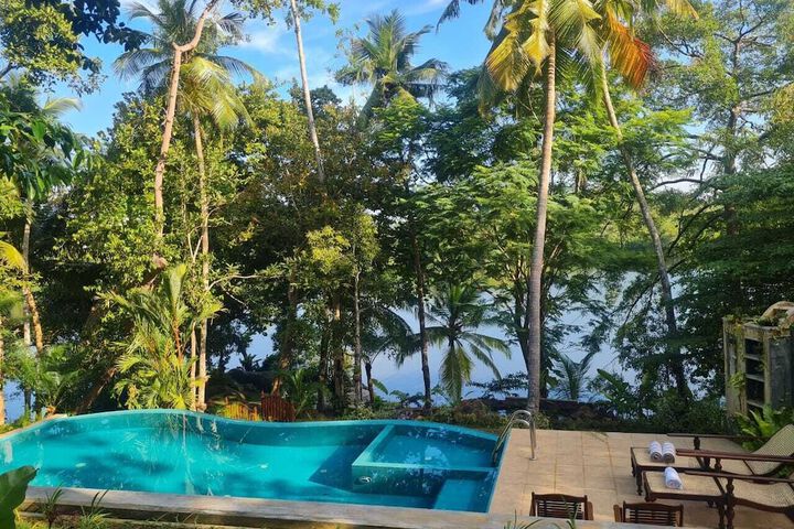 Pool 44 of 97