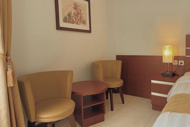 Room 25 of 147