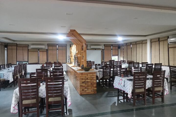 Dining 108 of 156