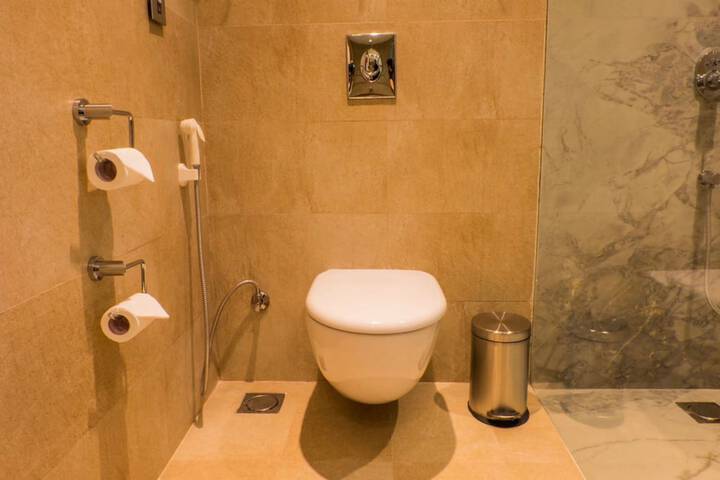Room 23 of 58