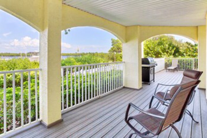 Terrace/Patio 42 of 43