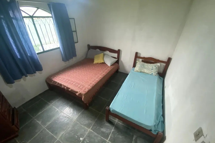 Room 2 of 11