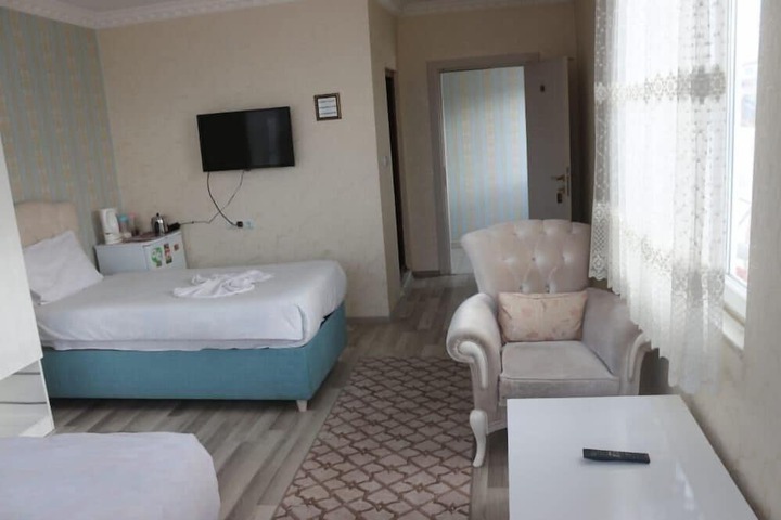 Room 7 of 23