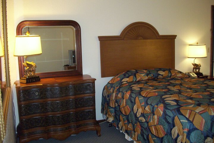 Room 25 of 50