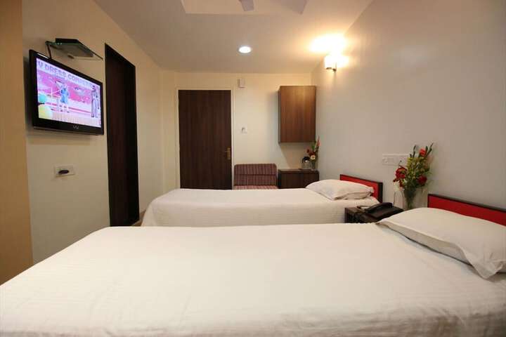 Room 9 of 23