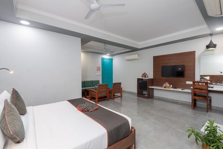 Room 12 of 47
