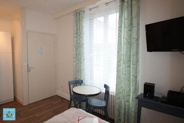 Room 59 of 164